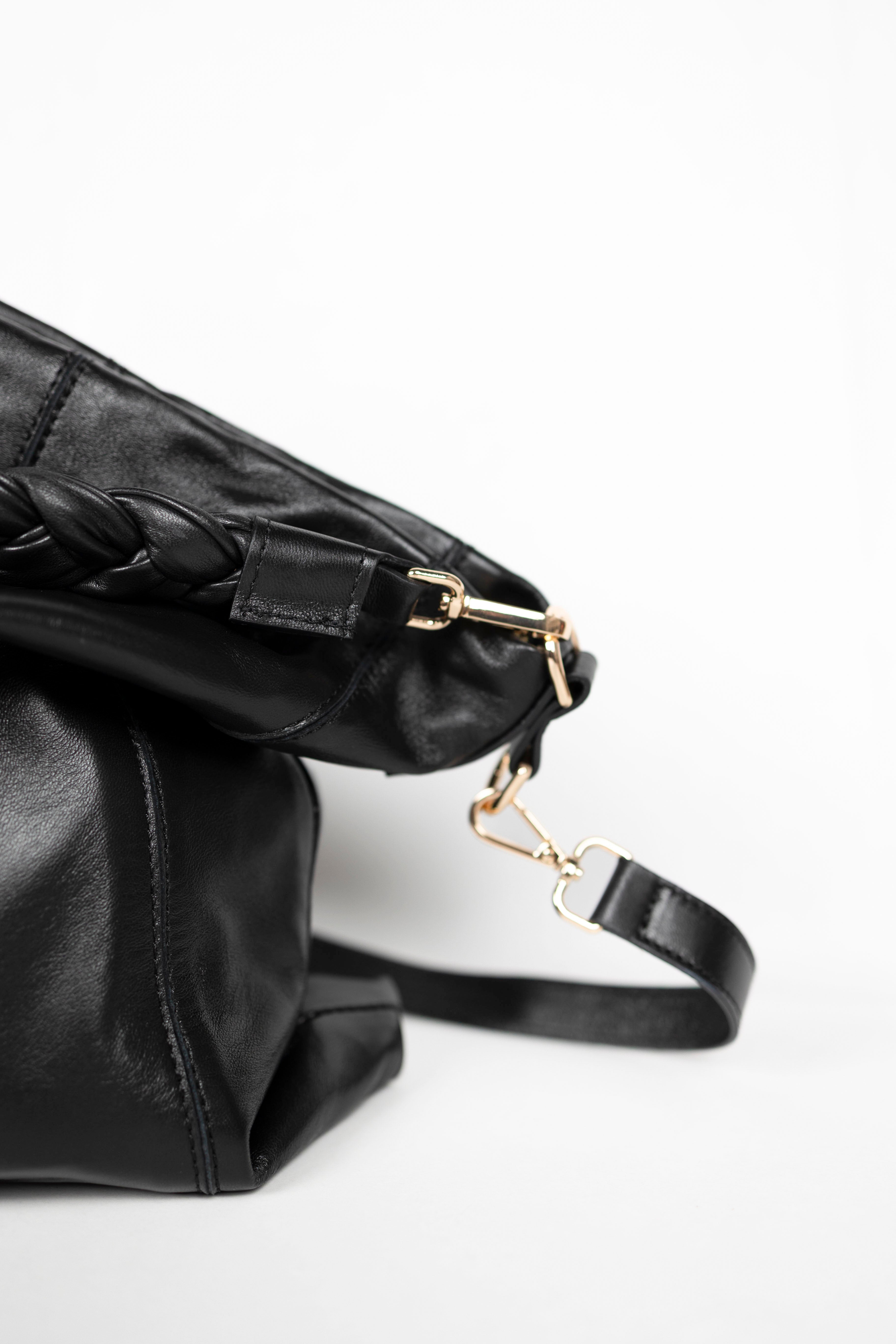 Lingua d’Oca Viola Borsa in Pelle Liscia Nappa Capretto con Manico Intrecciato 44x40x4 cm